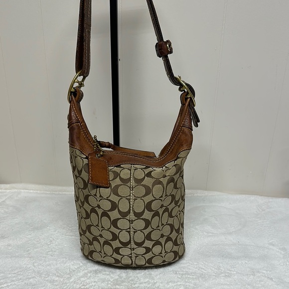 Vintage Coach Bucket Bag Brown Signature Shoulder/ Crossbody with Leather Trim - Picture 1 of 16